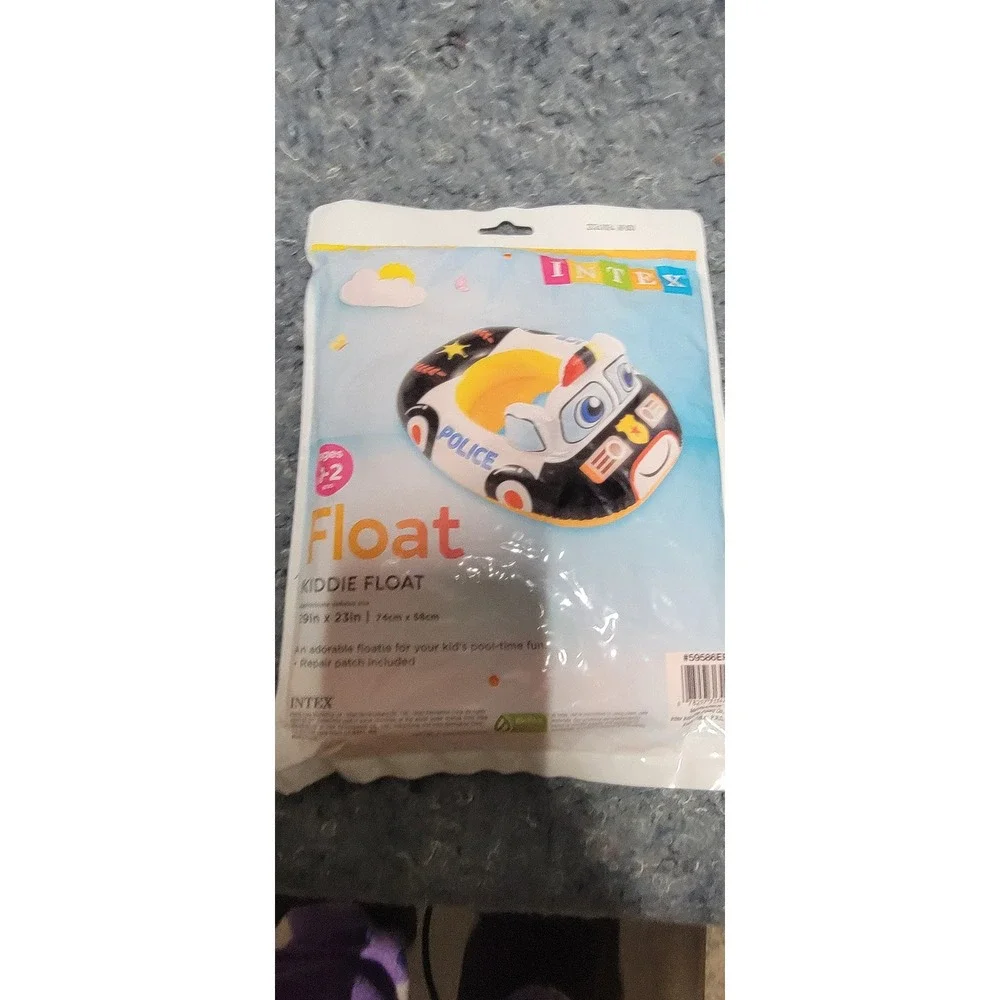 Intex pool float